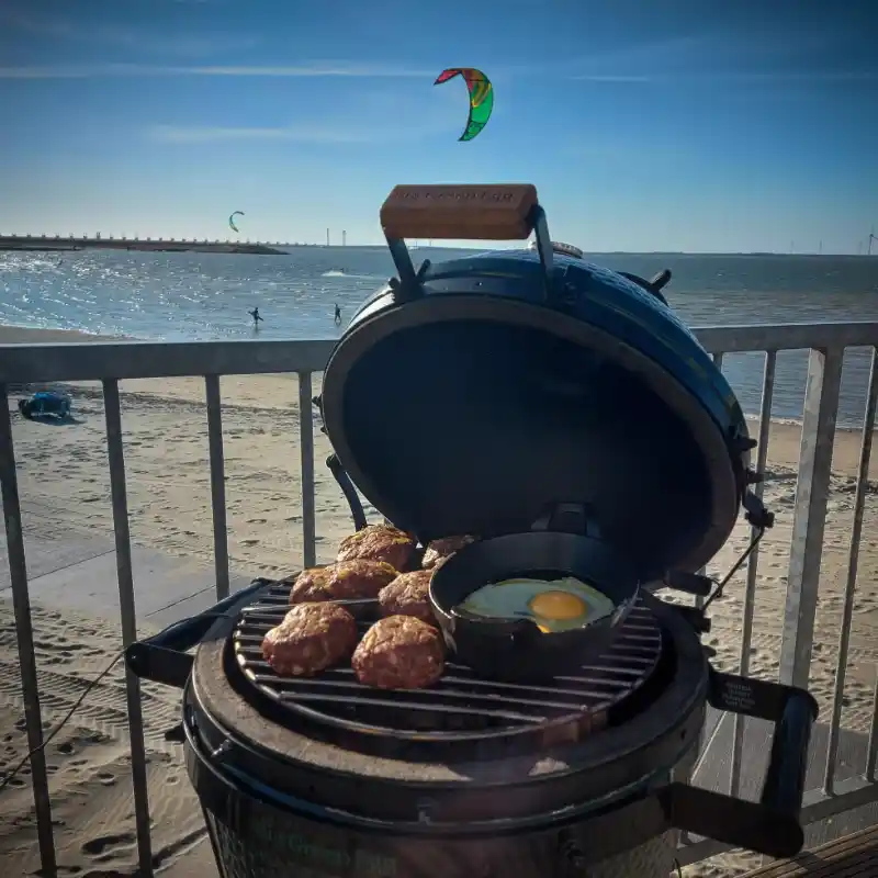 Big Green Egg Gril MiniMax